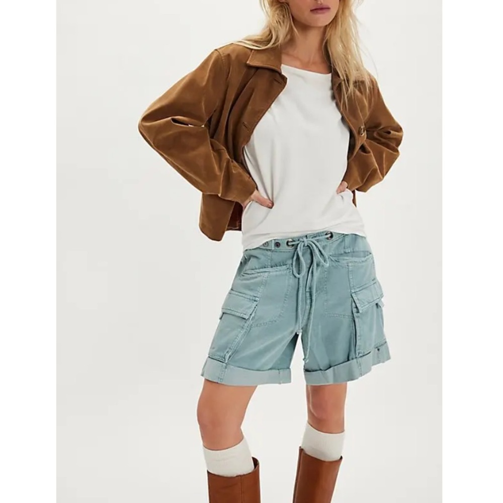 NWOT Frankie washed cargo shorts by Free People in size Large - Picture 10 of 16